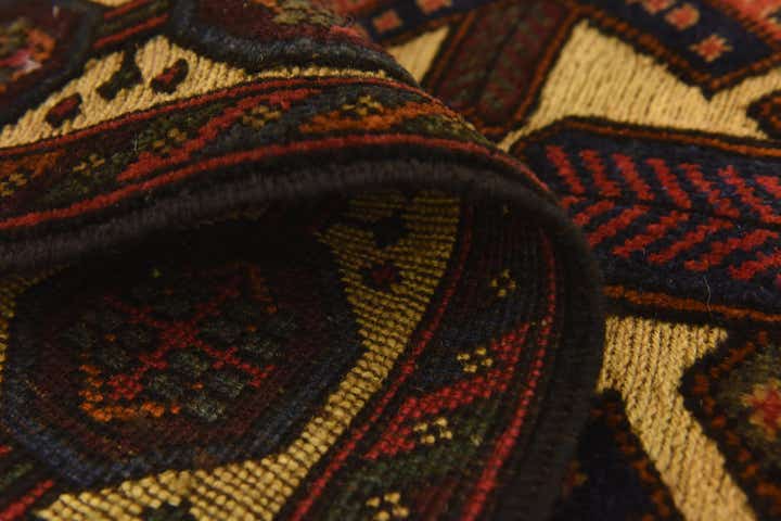 2' 10 x 4' 9 Hand Knotted Sumak Wool Rug