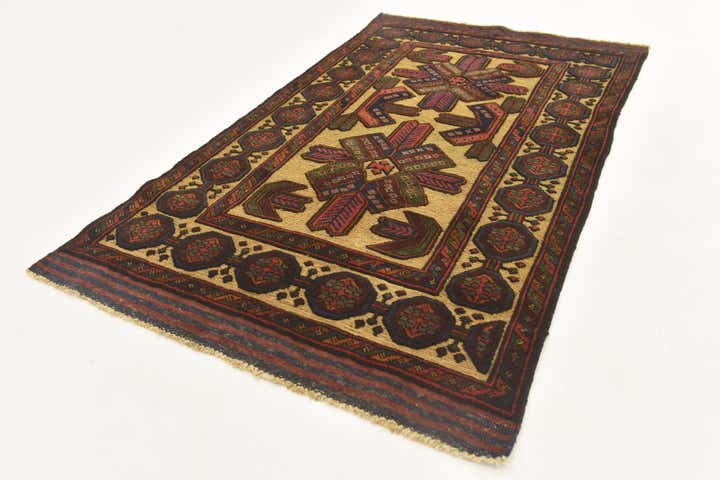 2' 10 x 4' 9 Hand Knotted Sumak Wool Rug