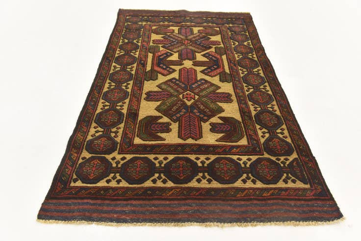 Detail image of 2' 10 x 4' 9 Hand Knotted Sumak Wool Rug