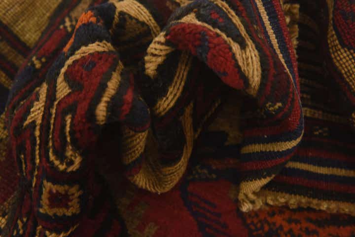 3' 2 x 4' 8 Hand Knotted Sumak Wool Rug