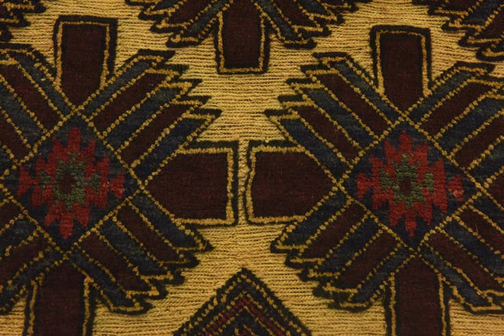 Detail image of 2' 8 x 4' 9 Hand Knotted Sumak Wool Rug