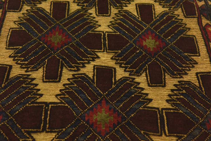 Detail image of 2' 8 x 4' 9 Hand Knotted Sumak Wool Rug