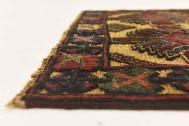 2' 8 x 4' 9 Hand Knotted Sumak Wool Rug