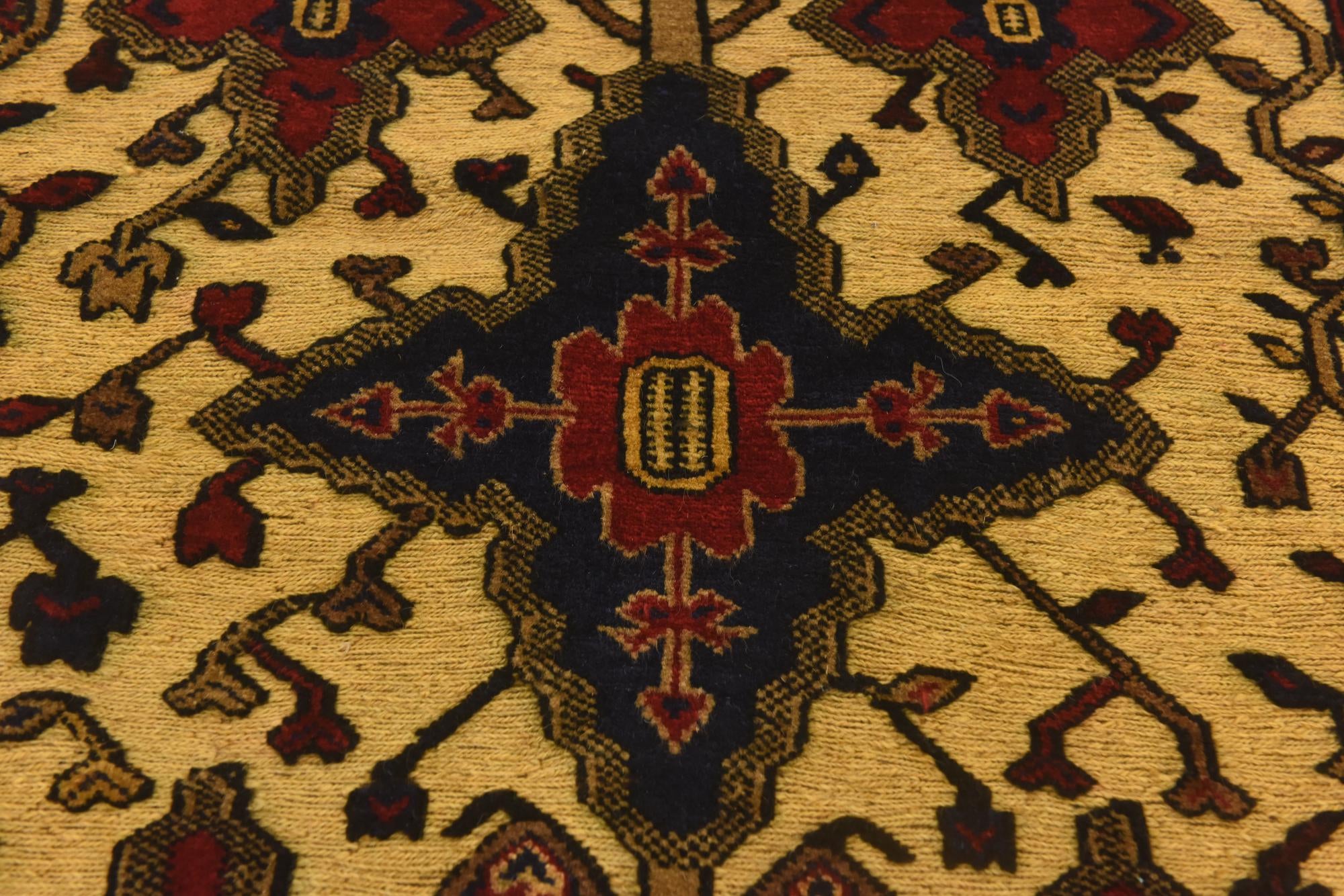 3' 1 x 4' 5 Hand Knotted Sumak Wool Rug