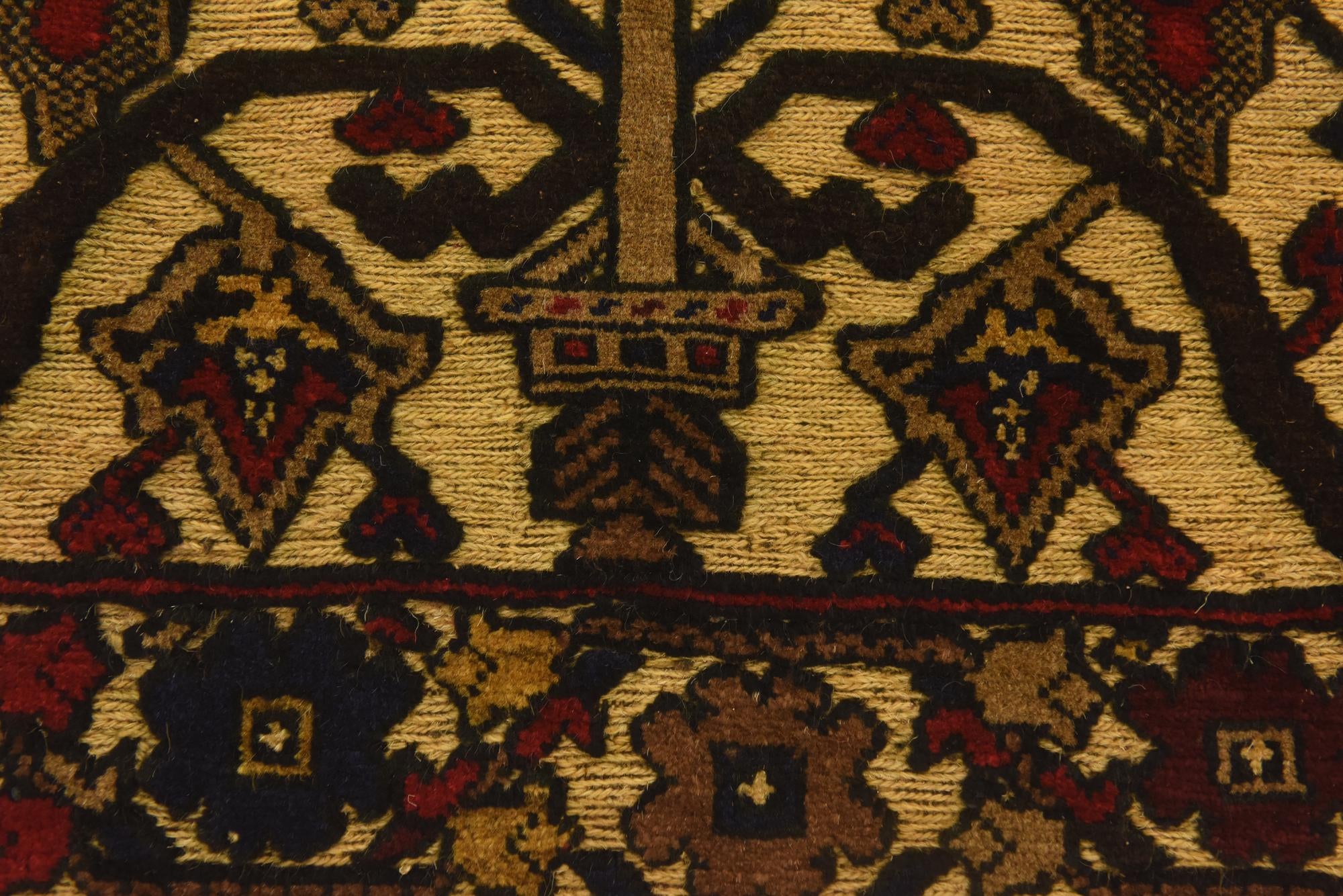 3' 1 x 4' 5 Hand Knotted Sumak Wool Rug