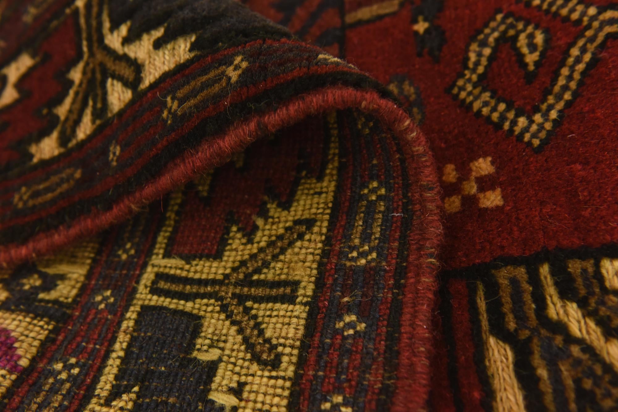 3' 1 x 4' 9 Hand Knotted Sumak Wool Rug