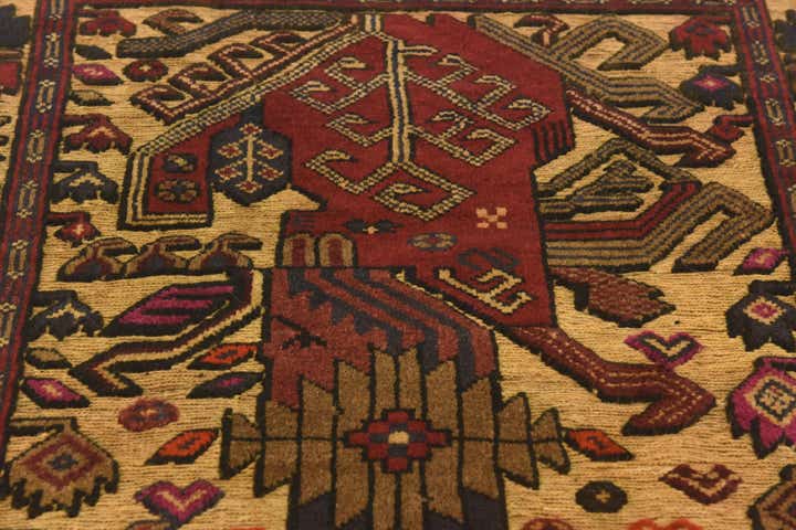 3' 1 x 4' 9 Hand Knotted Sumak Wool Rug