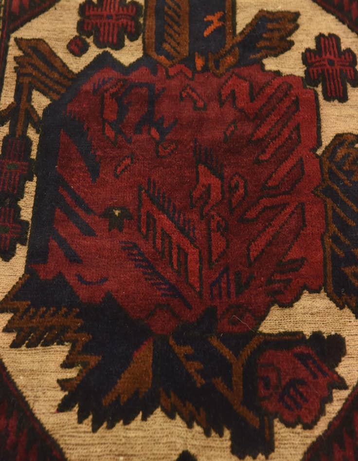 Detail image of 2' 8 x 4' 5  Hand Knotted Sumak Wool Rug