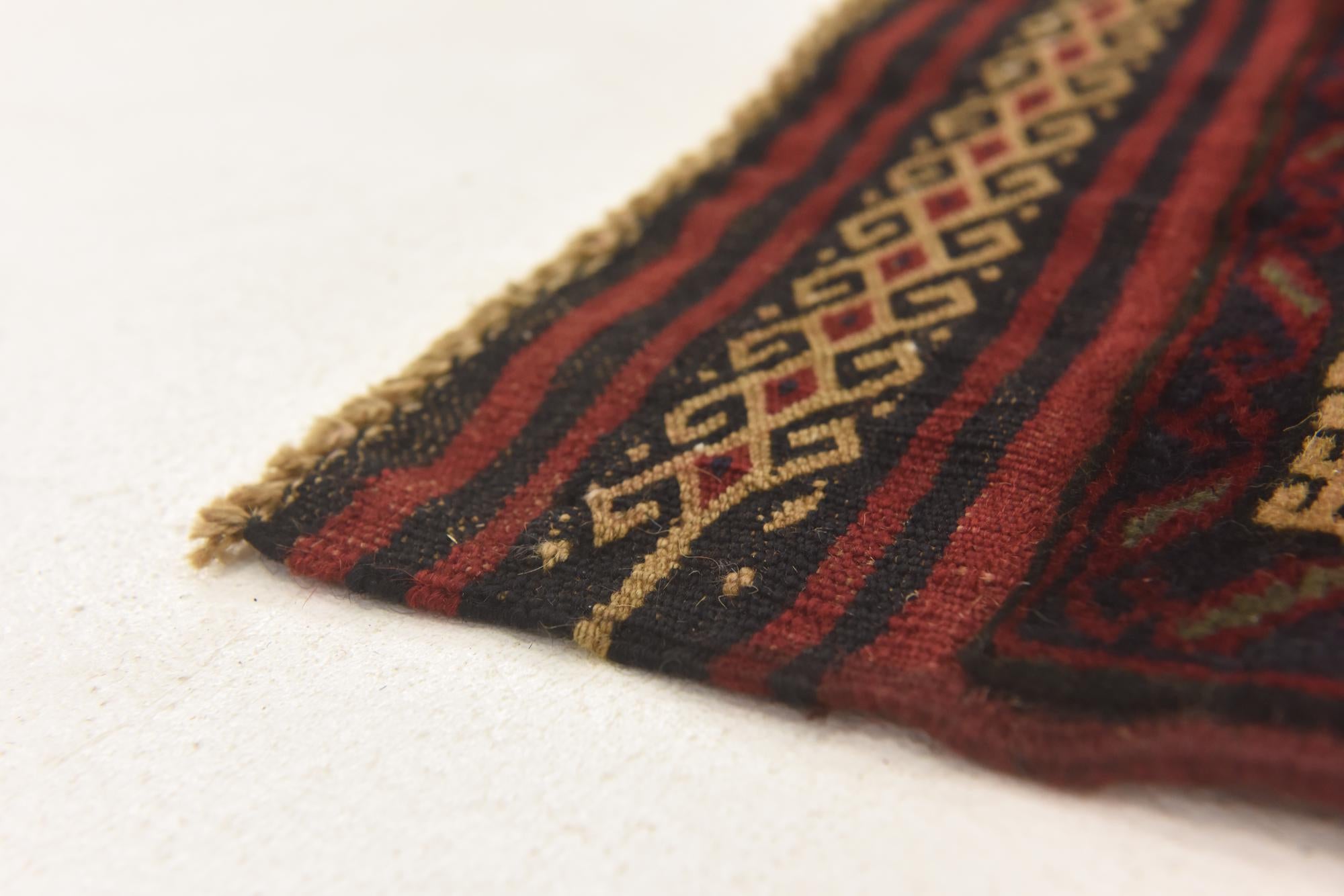 2' 8 x 4' 5 Hand Knotted Sumak Wool Rug