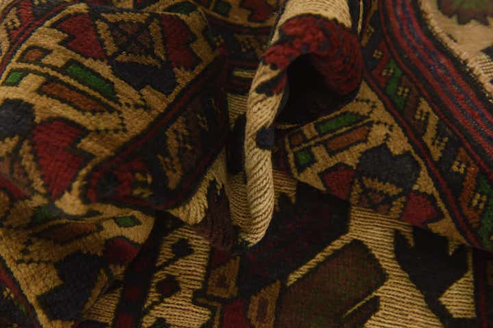 3' 2 x 4' 9 Hand Knotted Sumak Wool Rug