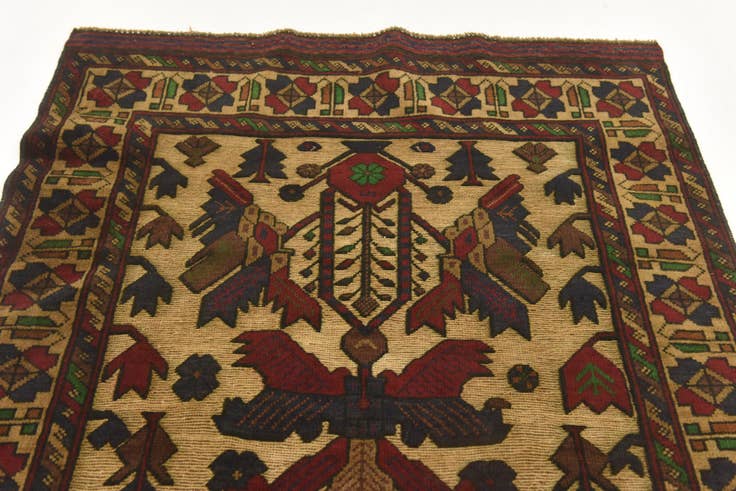 Detail image of 3' 2 x 4' 9 Hand Knotted Sumak Wool Rug