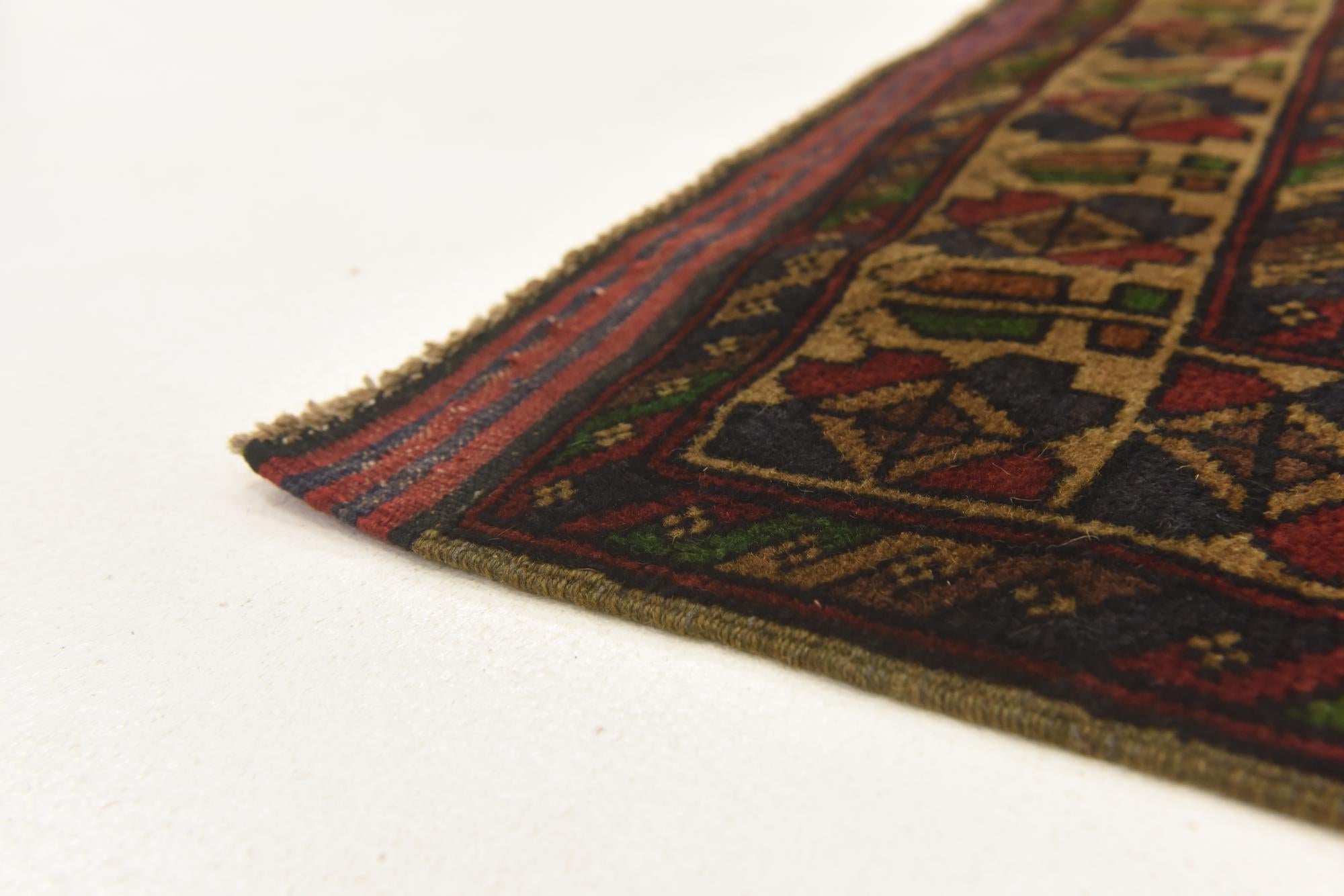 3' 2 x 4' 9 Hand Knotted Sumak Wool Rug