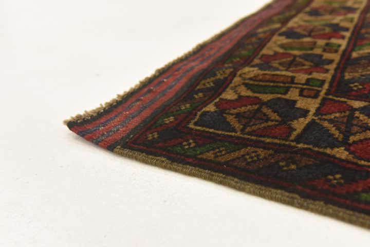 3' 2 x 4' 9 Hand Knotted Sumak Wool Rug