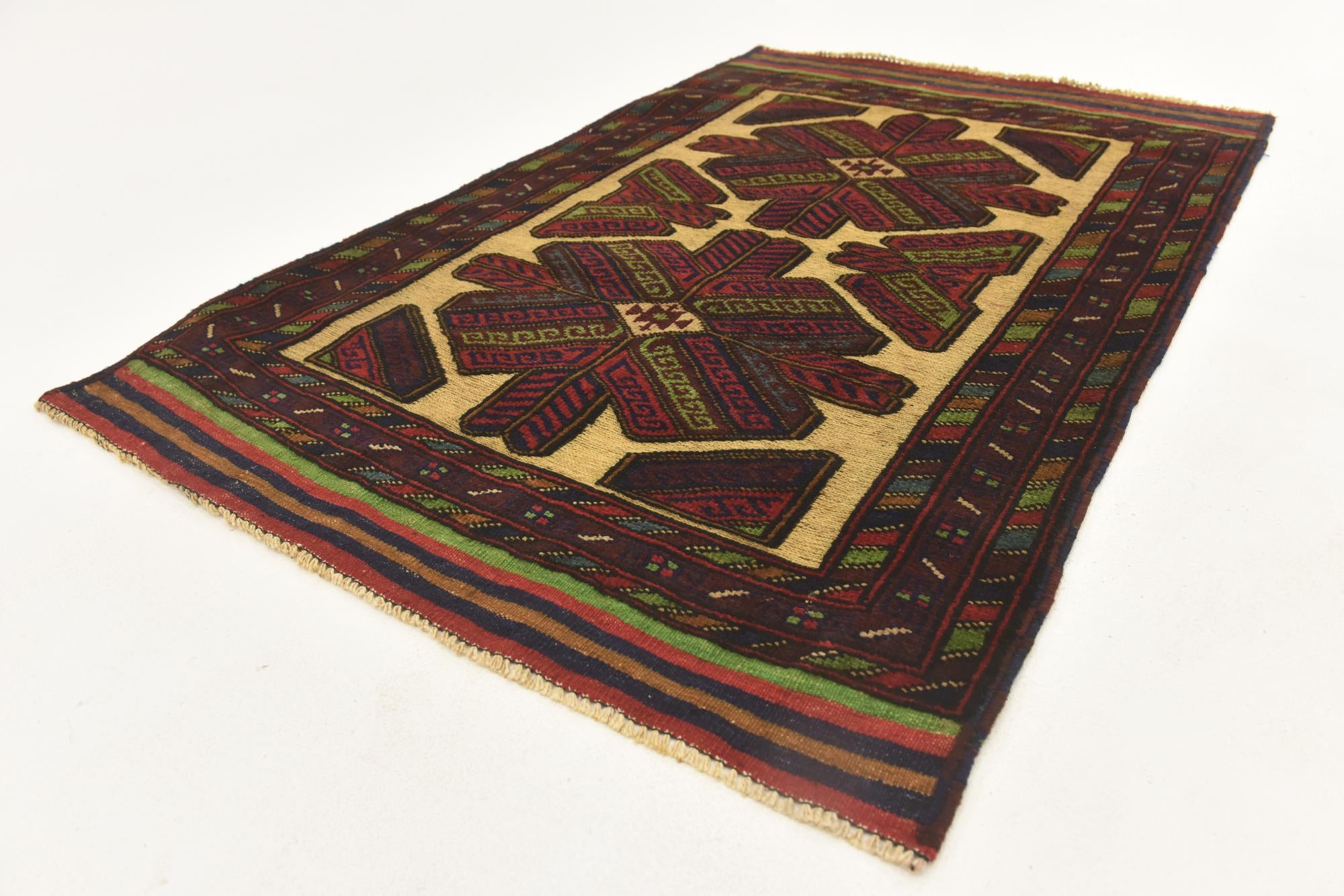 3' x 4' 5 Hand Knotted Sumak Wool Rug