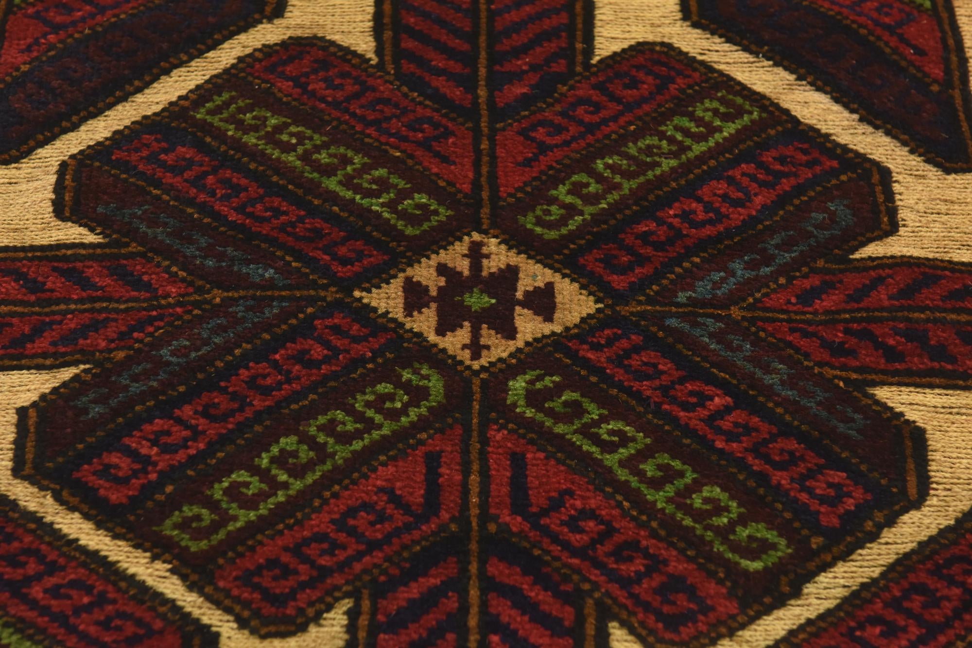 3' x 4' 5 Hand Knotted Sumak Wool Rug