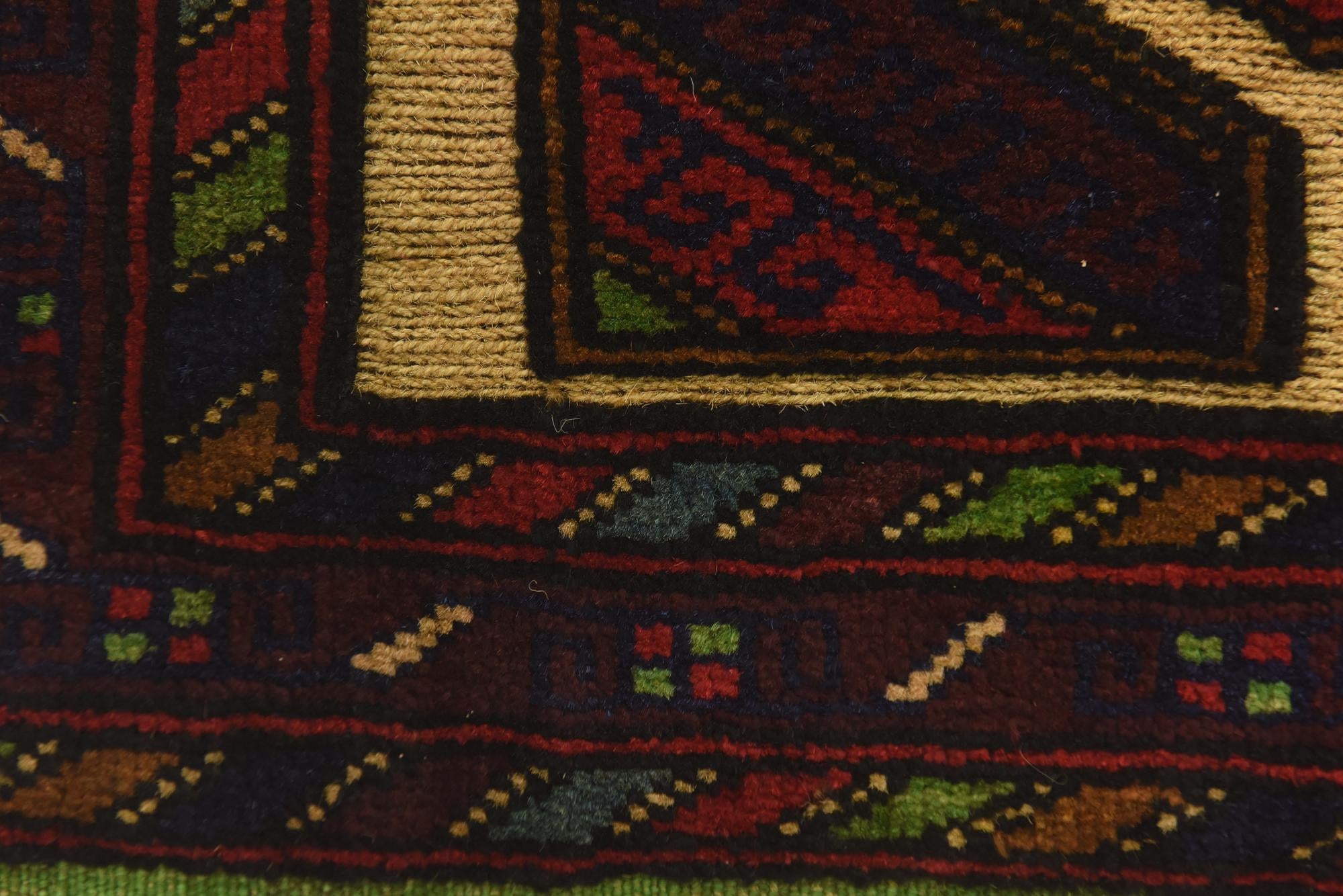 3' x 4' 5 Hand Knotted Sumak Wool Rug