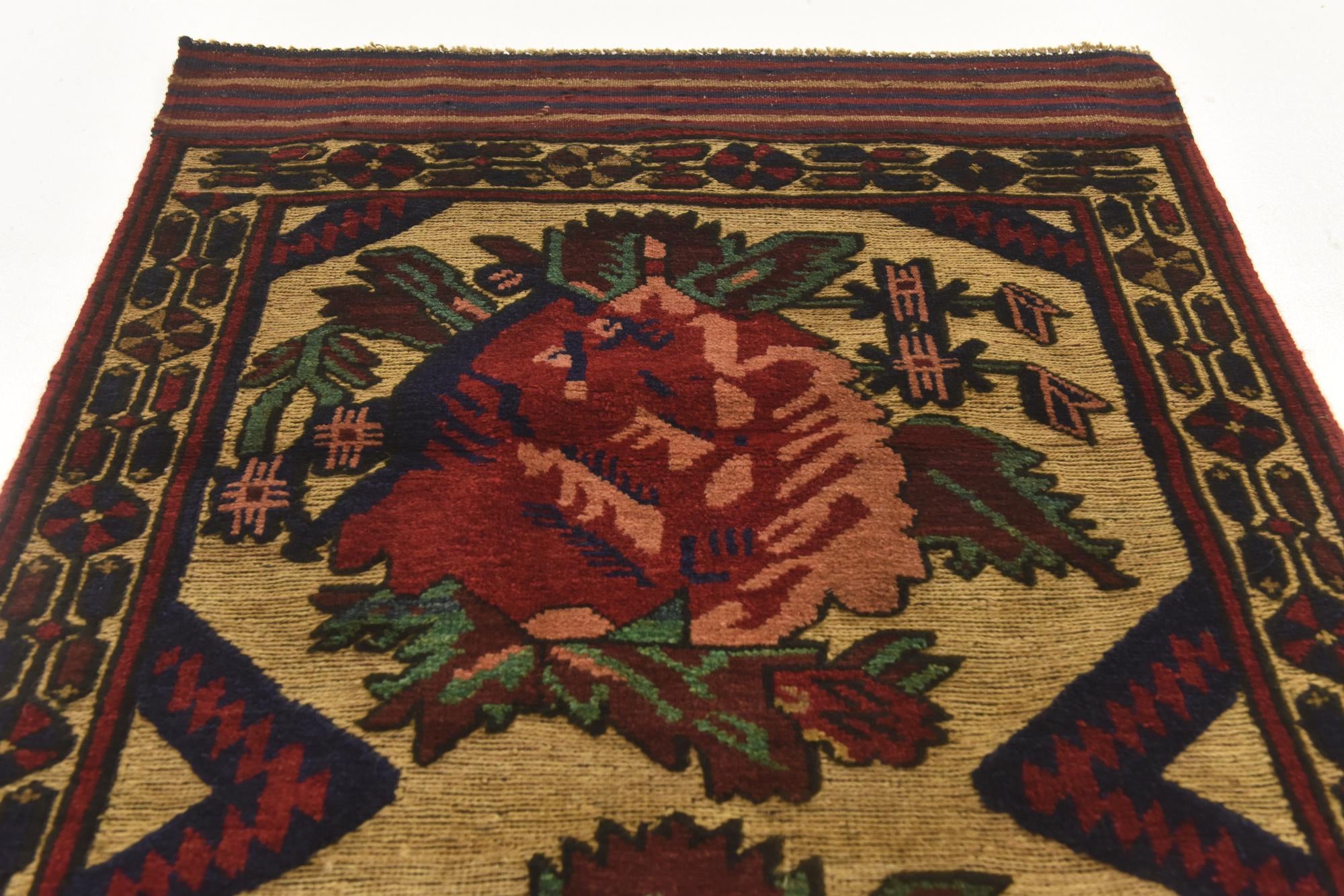 3' 1 x 4' 11 Hand Knotted Sumak Wool Rug