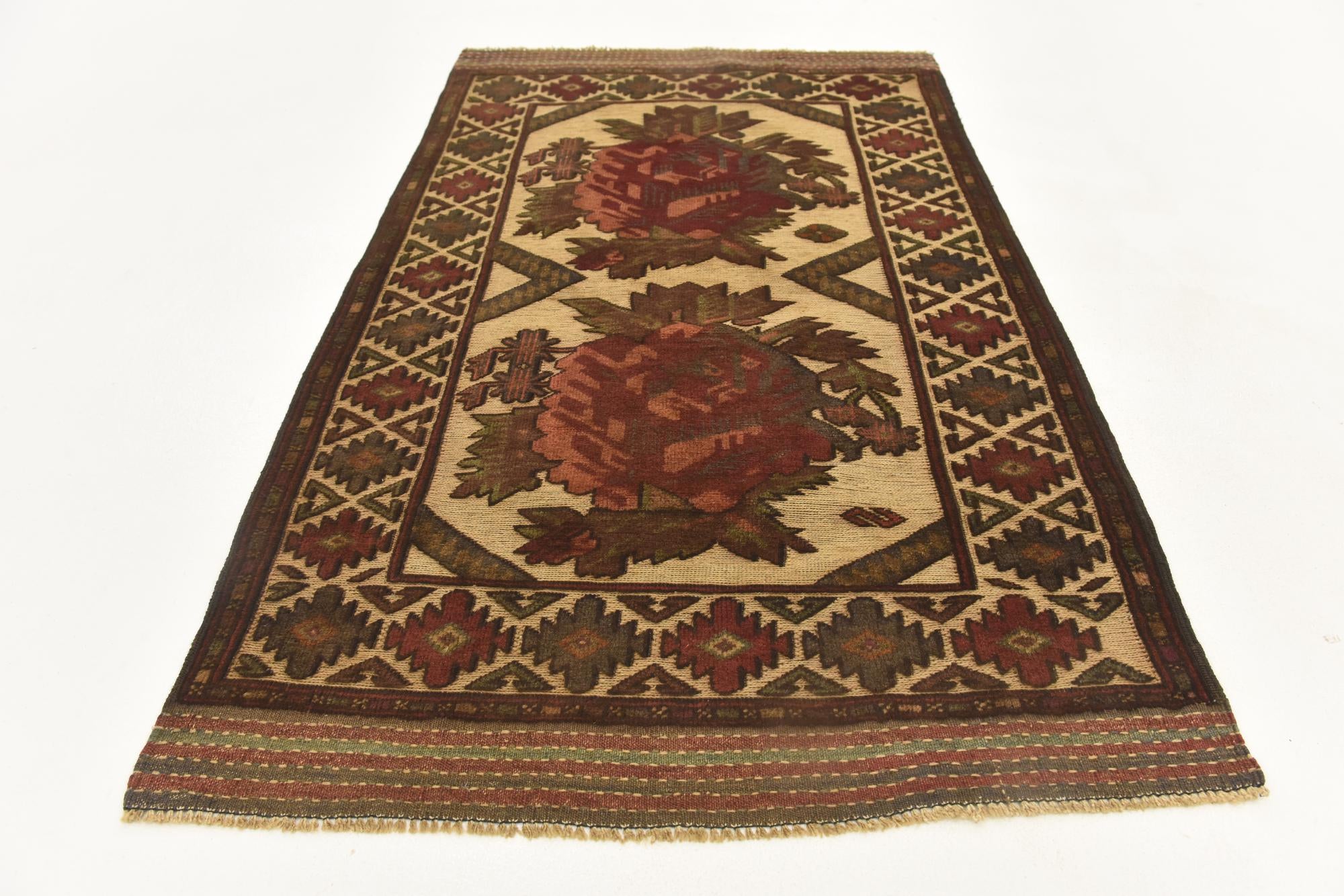 2' 11 x 4' 10 Hand Knotted Sumak Wool Rug