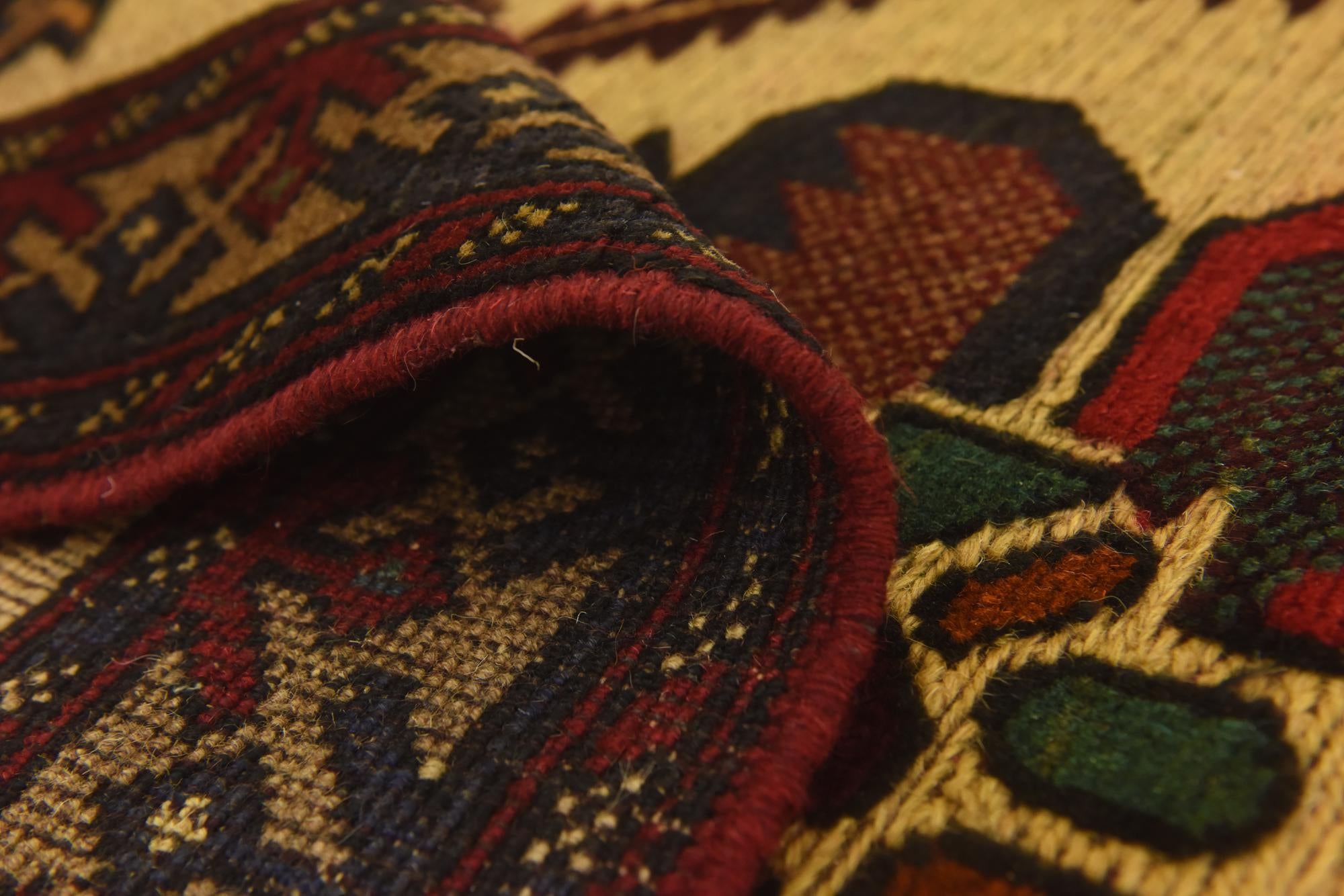 3' 1 x 4' 10 Hand Knotted Sumak Wool Rug