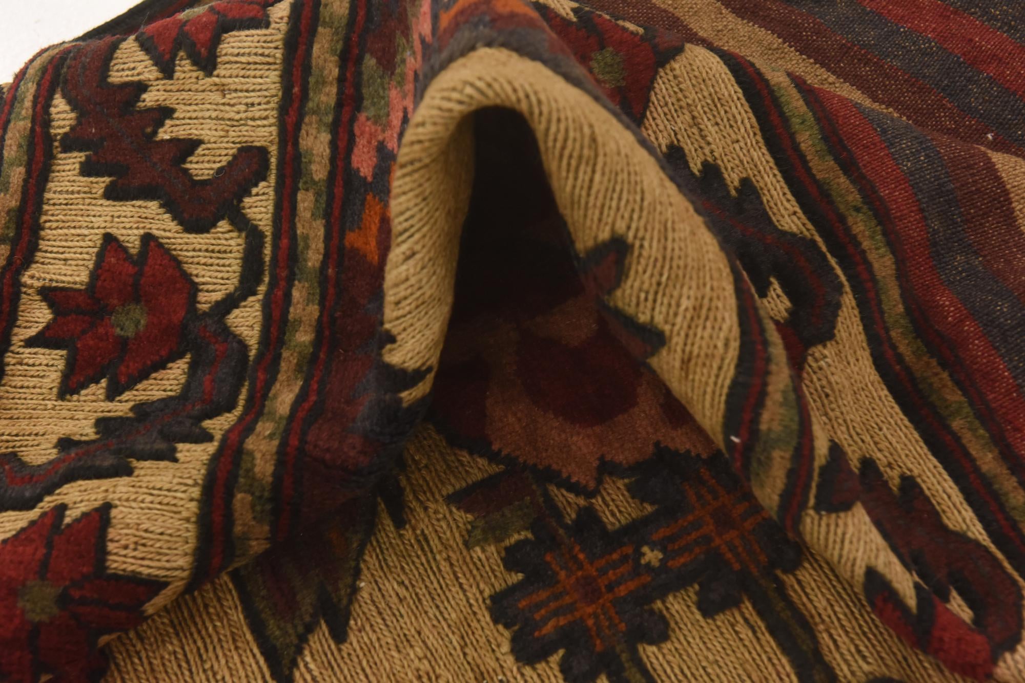 3' 11 x 6' Hand Knotted Sumak Wool Rug