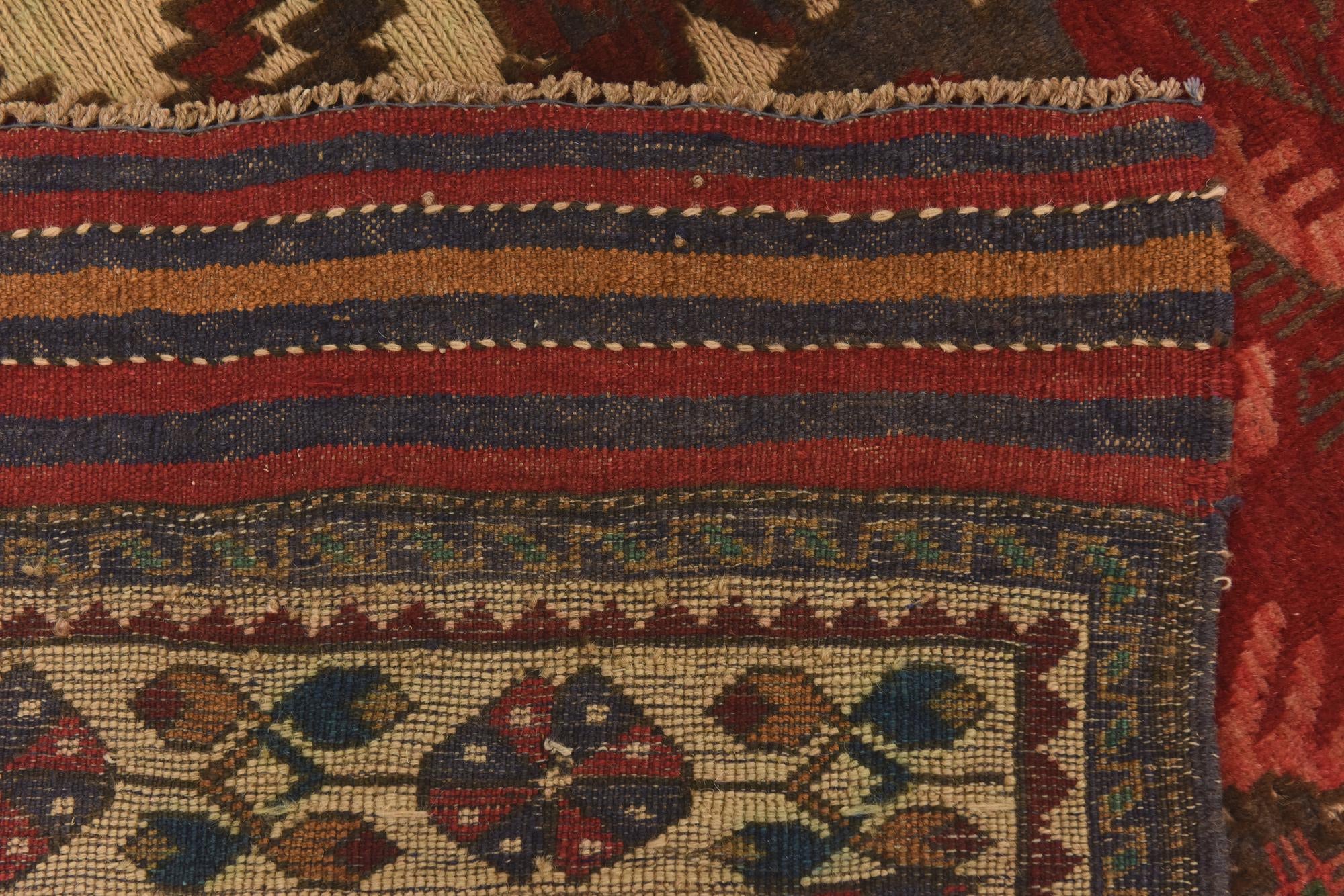 4' x 6' 2 Hand Knotted Sumak Wool Rug