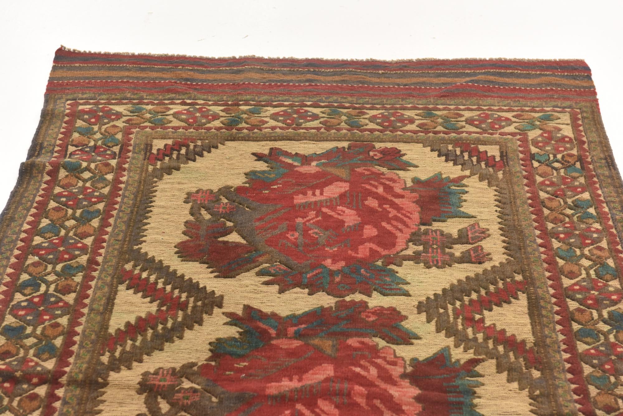 4' x 6' 2 Hand Knotted Sumak Wool Rug