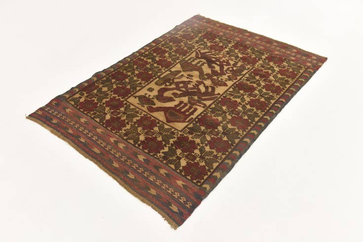 Detail image of 4' x 6' 1 Hand Knotted Sumak Wool Rug