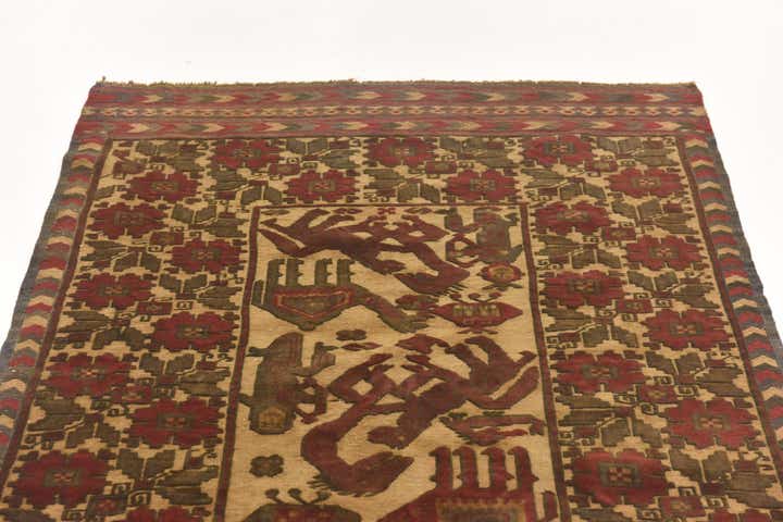 4' x 6' 1 Hand Knotted Sumak Wool Rug