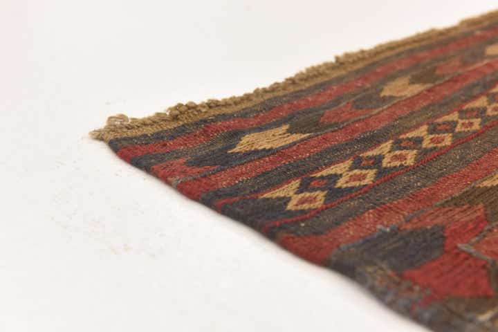 4' x 6' 1 Hand Knotted Sumak Wool Rug