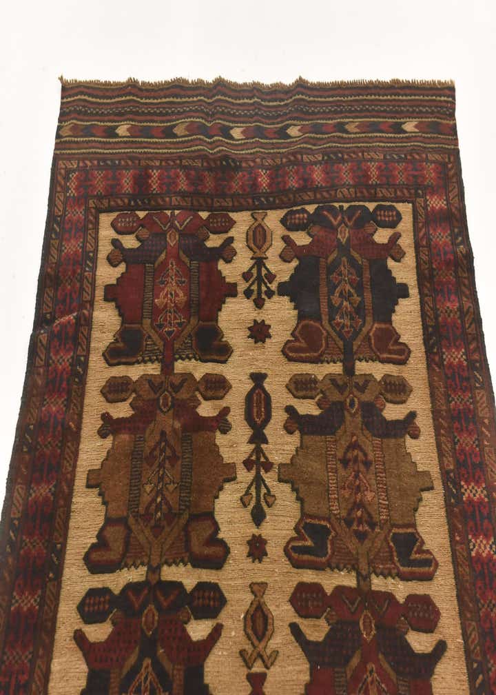 3' 9 x 5' 11 Hand Knotted Sumak Wool Rug