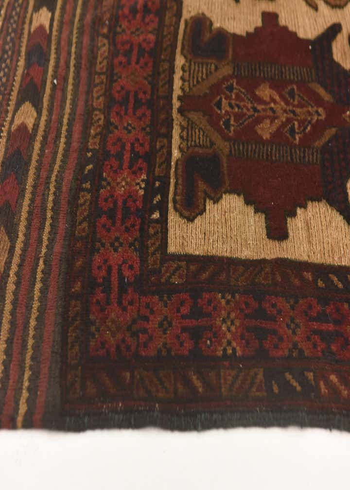 3' 9 x 5' 11 Hand Knotted Sumak Wool Rug