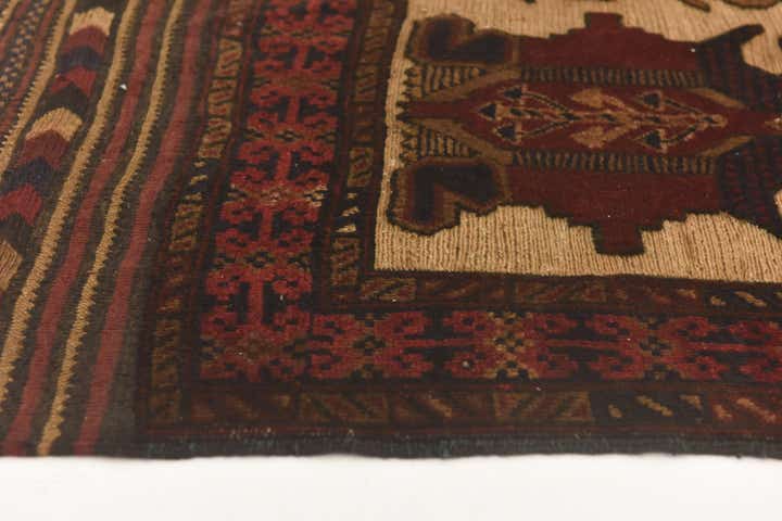 3' 9 x 5' 11 Hand Knotted Sumak Wool Rug