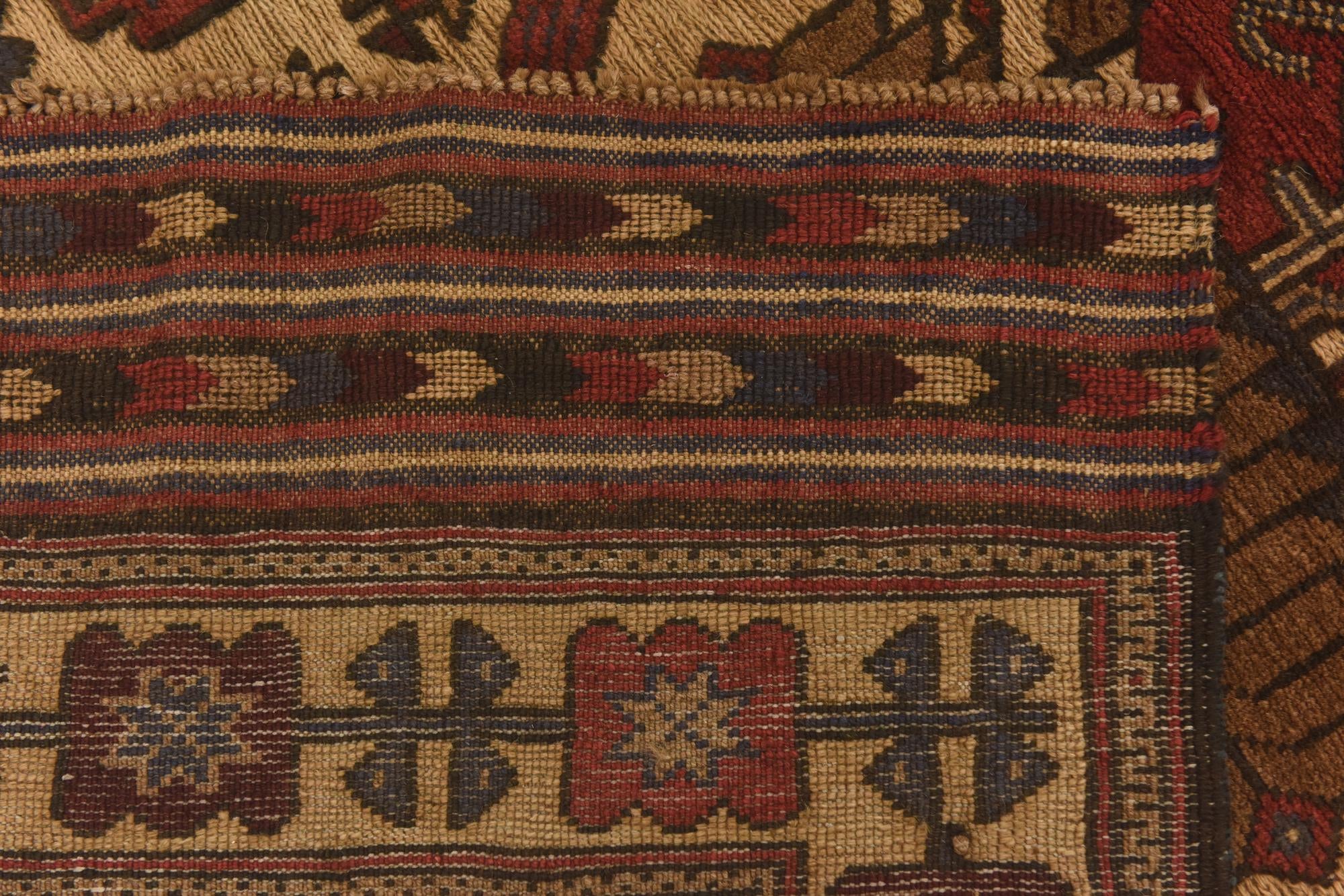 3' 11 x 6' 4 Hand Knotted Sumak Wool Rug
