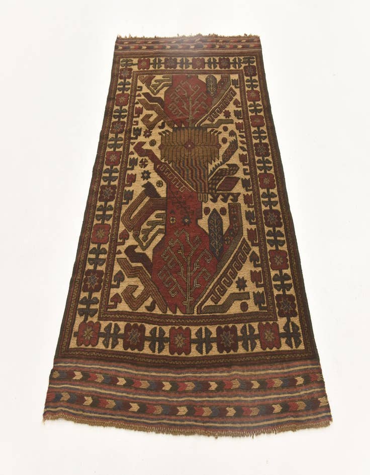 Detail image of 3' 11 x 6' 4 Hand Knotted Sumak Wool Rug