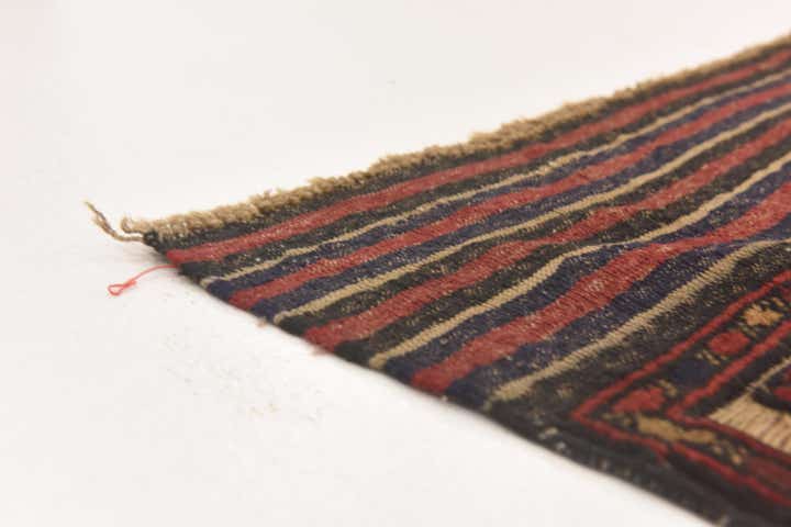 4' 4 x 6' 4 Hand Knotted Sumak Wool Rug