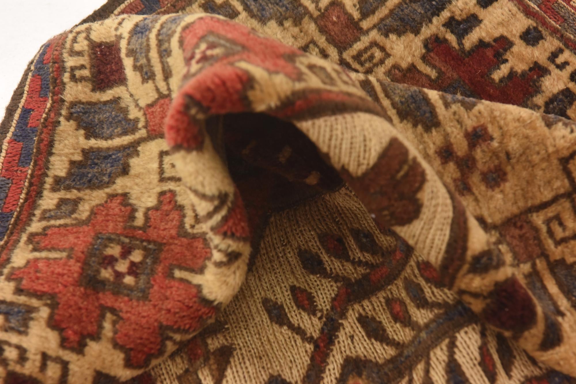 4' 3 x 6' 6 Hand Knotted Sumak Wool Rug