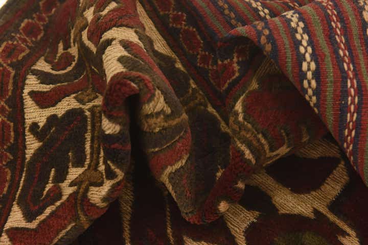 4' x 6' 6 Hand Knotted Sumak Wool Rug