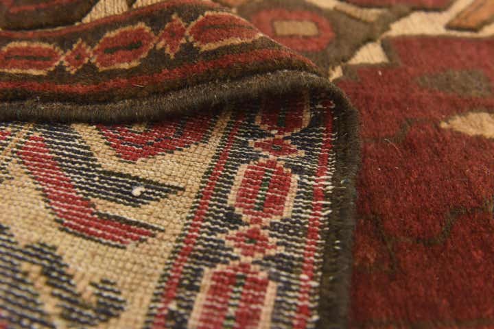 4' x 6' 6 Hand Knotted Sumak Wool Rug