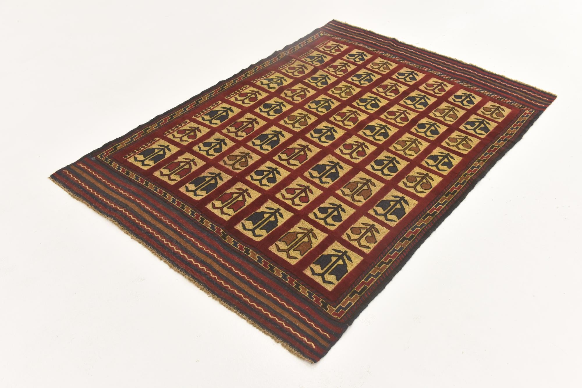 4' x 5' 10 Hand Knotted Sumak Wool Rug