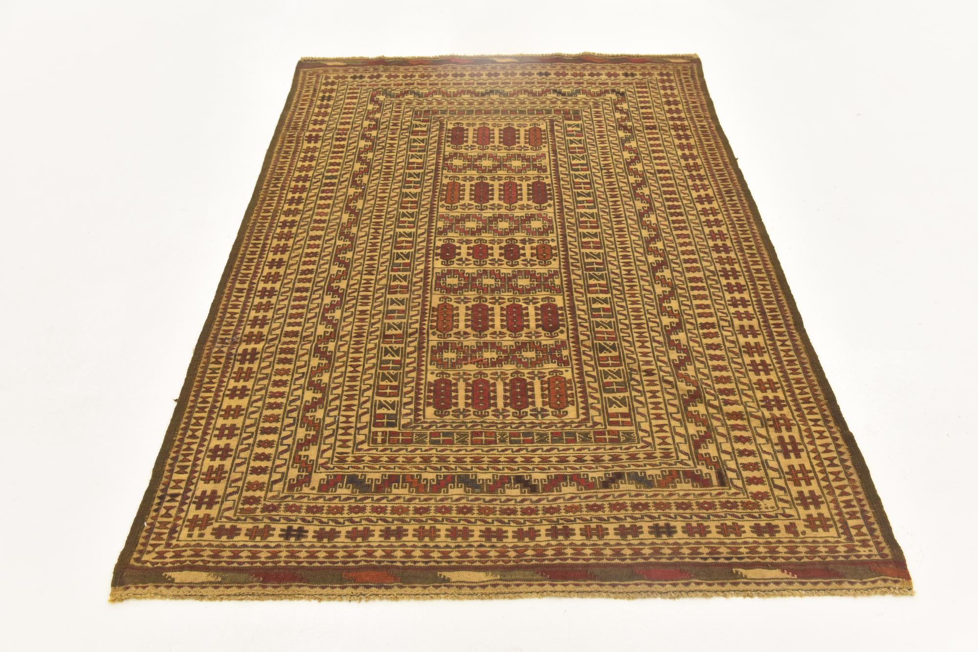 4' 3 x 6' 5 Hand Knotted Sumak Wool Rug
