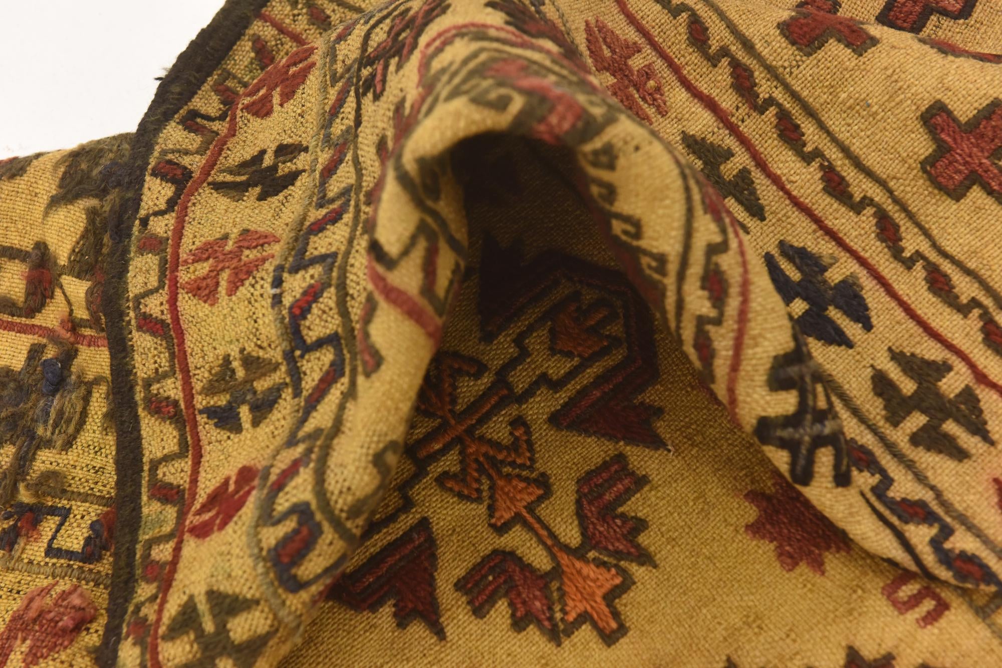 3' 11 x 6' 4 Hand Knotted Sumak Wool Rug