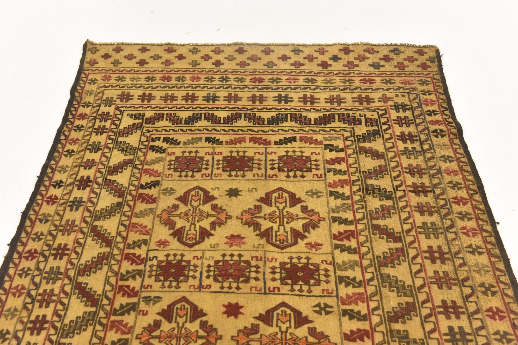 3' 11 x 6' 4 Hand Knotted Sumak Wool Rug