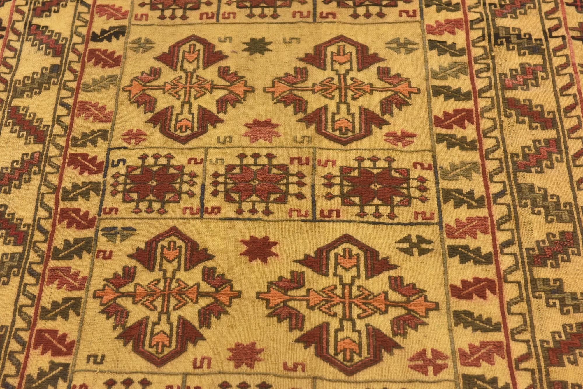 3' 11 x 6' 4 Hand Knotted Sumak Wool Rug