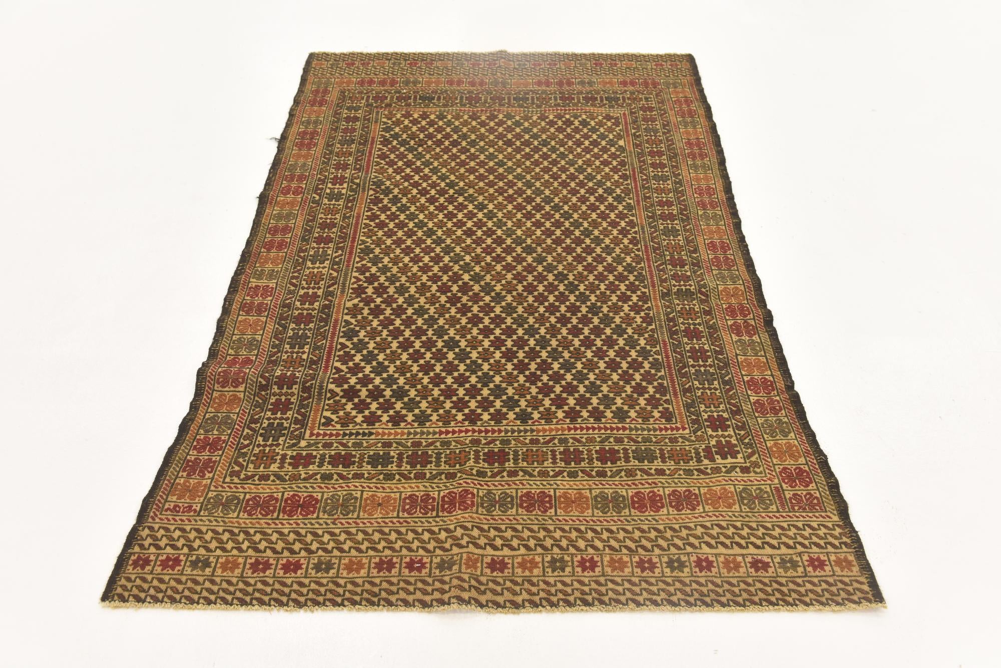 3' 10 x 6' 7 Hand Knotted Sumak Wool Rug