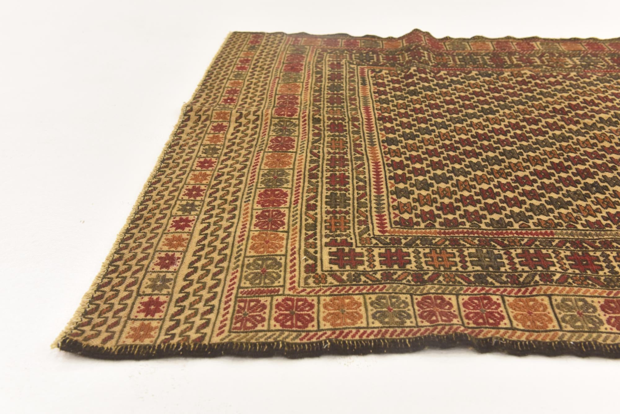 3' 10 x 6' 7 Hand Knotted Sumak Wool Rug