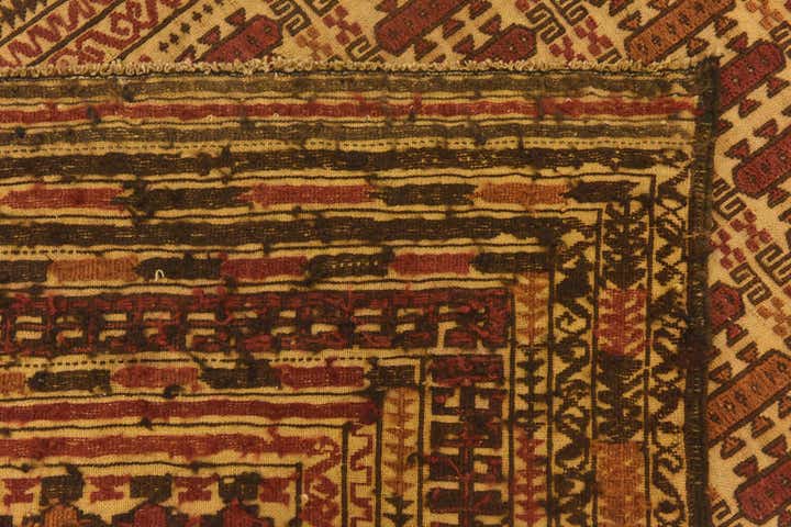 4' x 6' 4 Hand Knotted Sumak Wool Rug