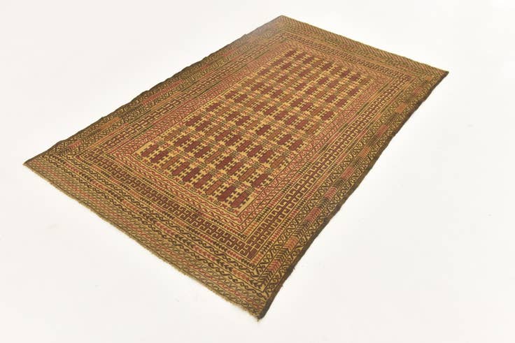 Detail image of 4' x 6' 4 Hand Knotted Sumak Wool Rug