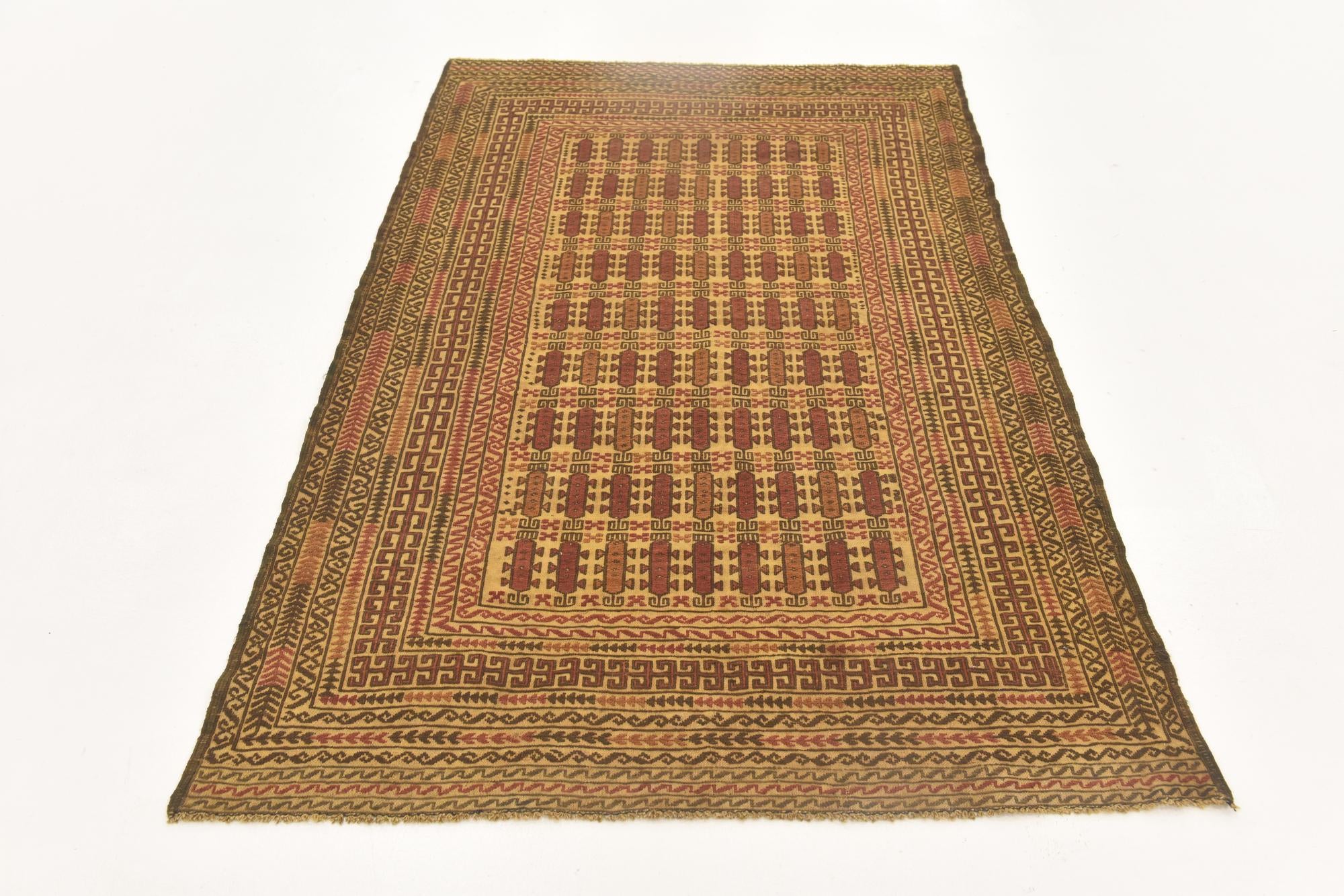 4' x 6' 4 Hand Knotted Sumak Wool Rug