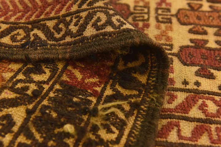 4' x 6' 4 Hand Knotted Sumak Wool Rug