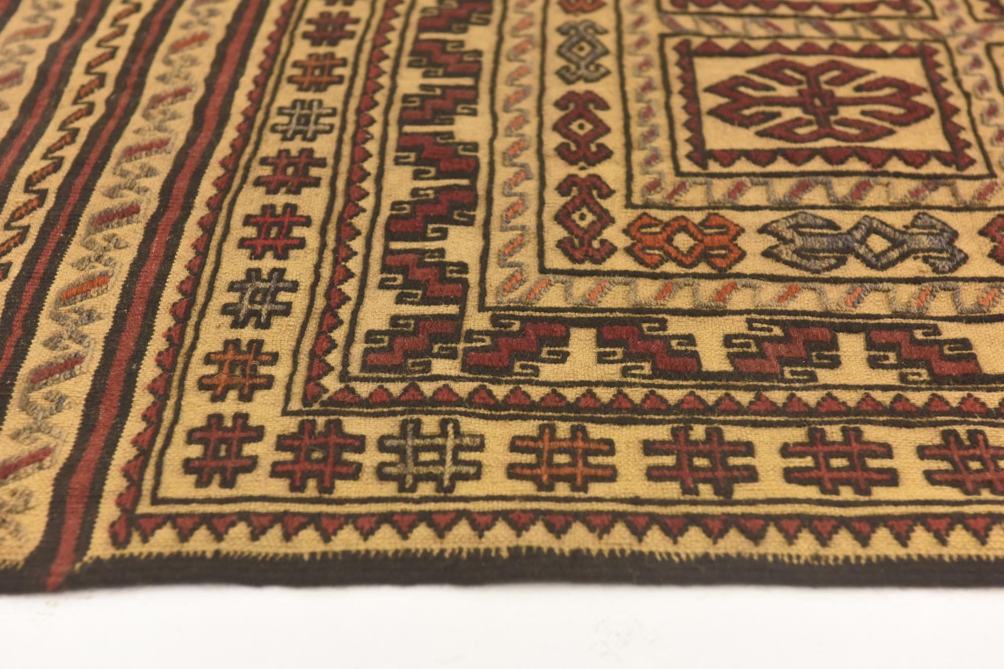 3' 11 x 6' 8 Hand Knotted Sumak Wool Rug